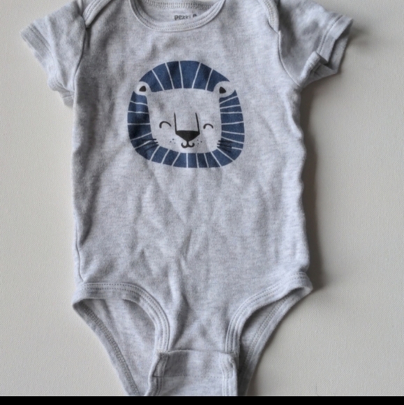 Brand new! 9M knit hoodie bodysuit and pant set - Picture 4 of 5